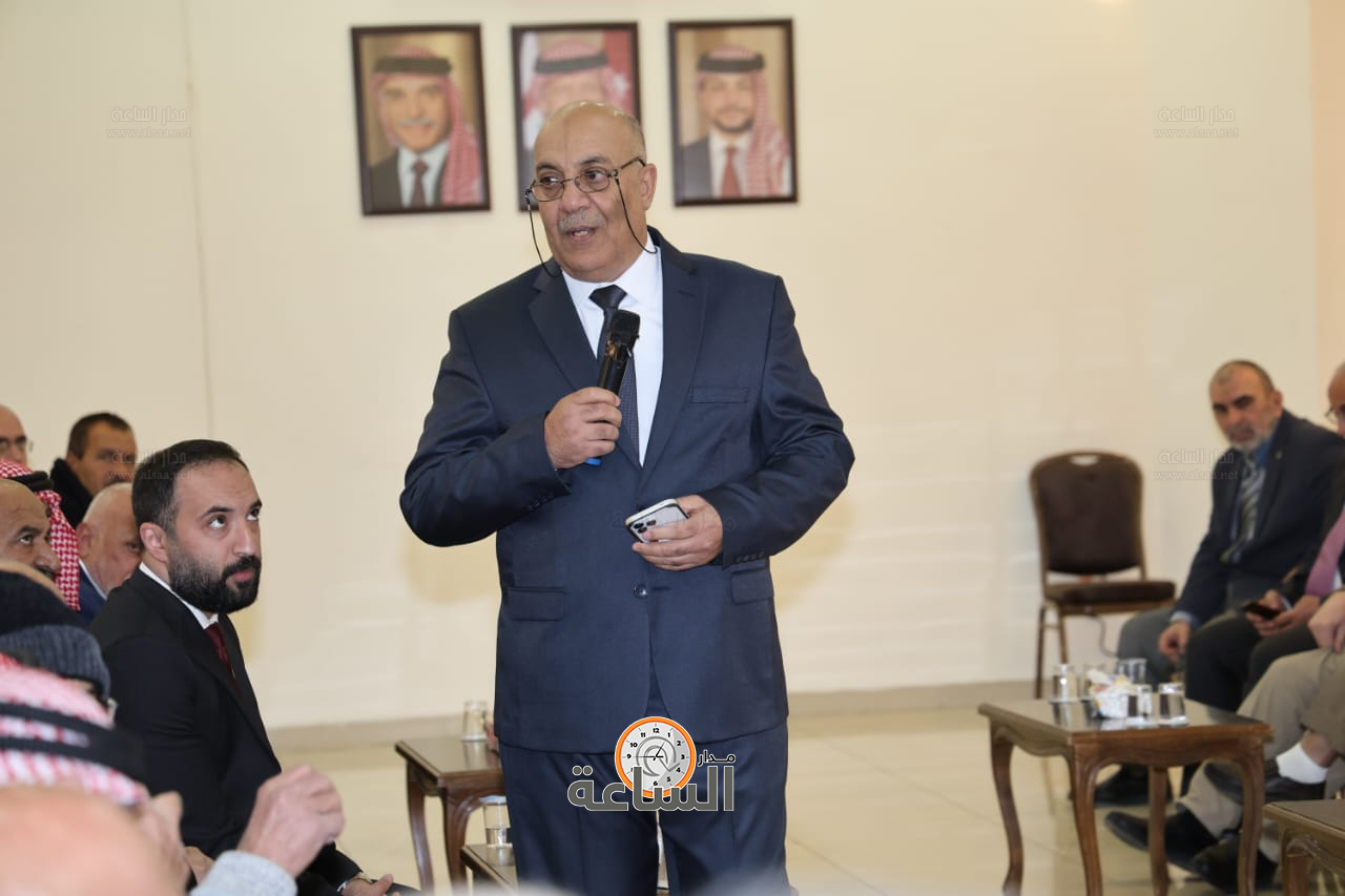 Madar Al-Saa Images 0.23414185143916888