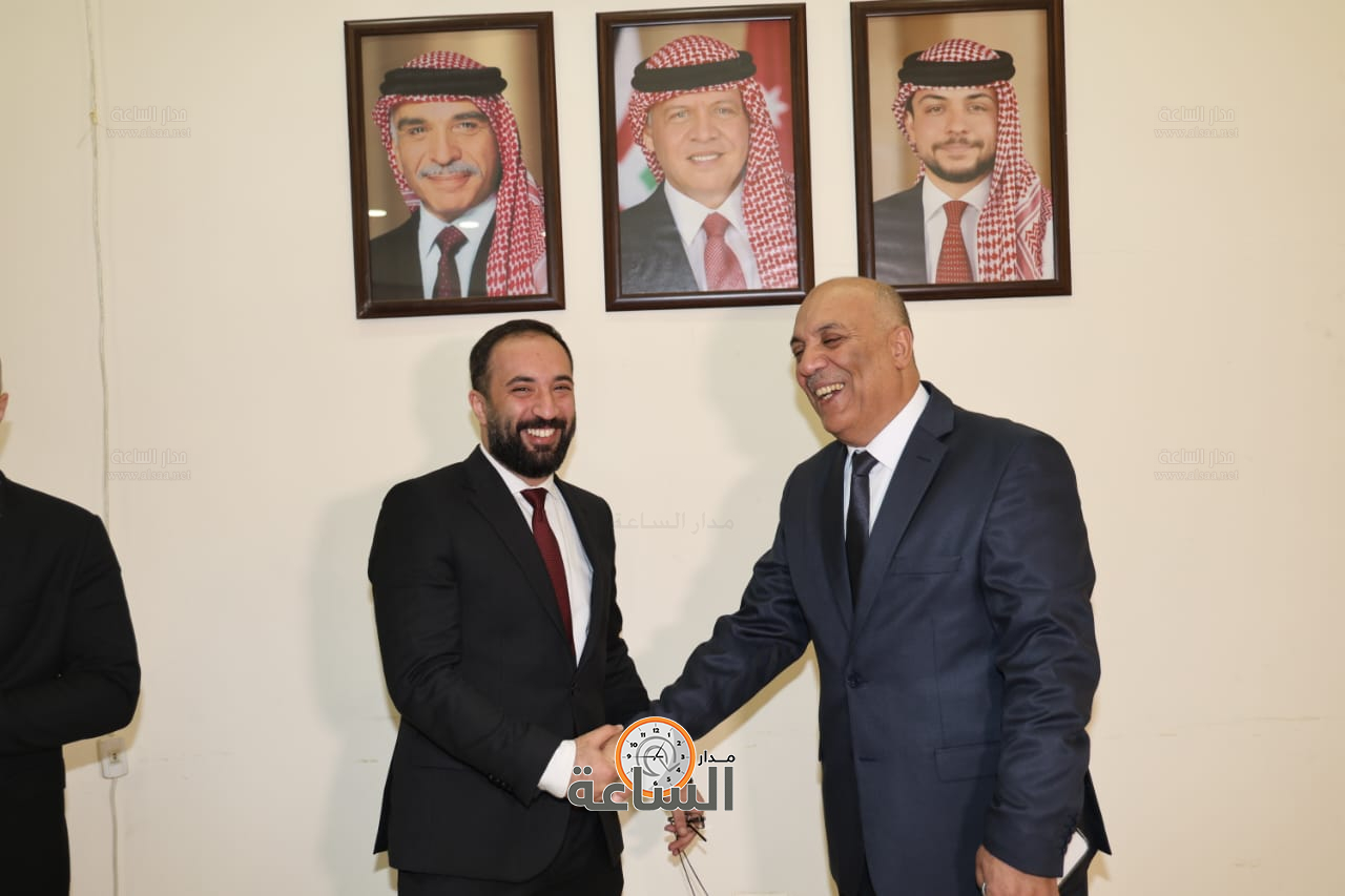 Madar Al-Saa Images 0.0605562485184421