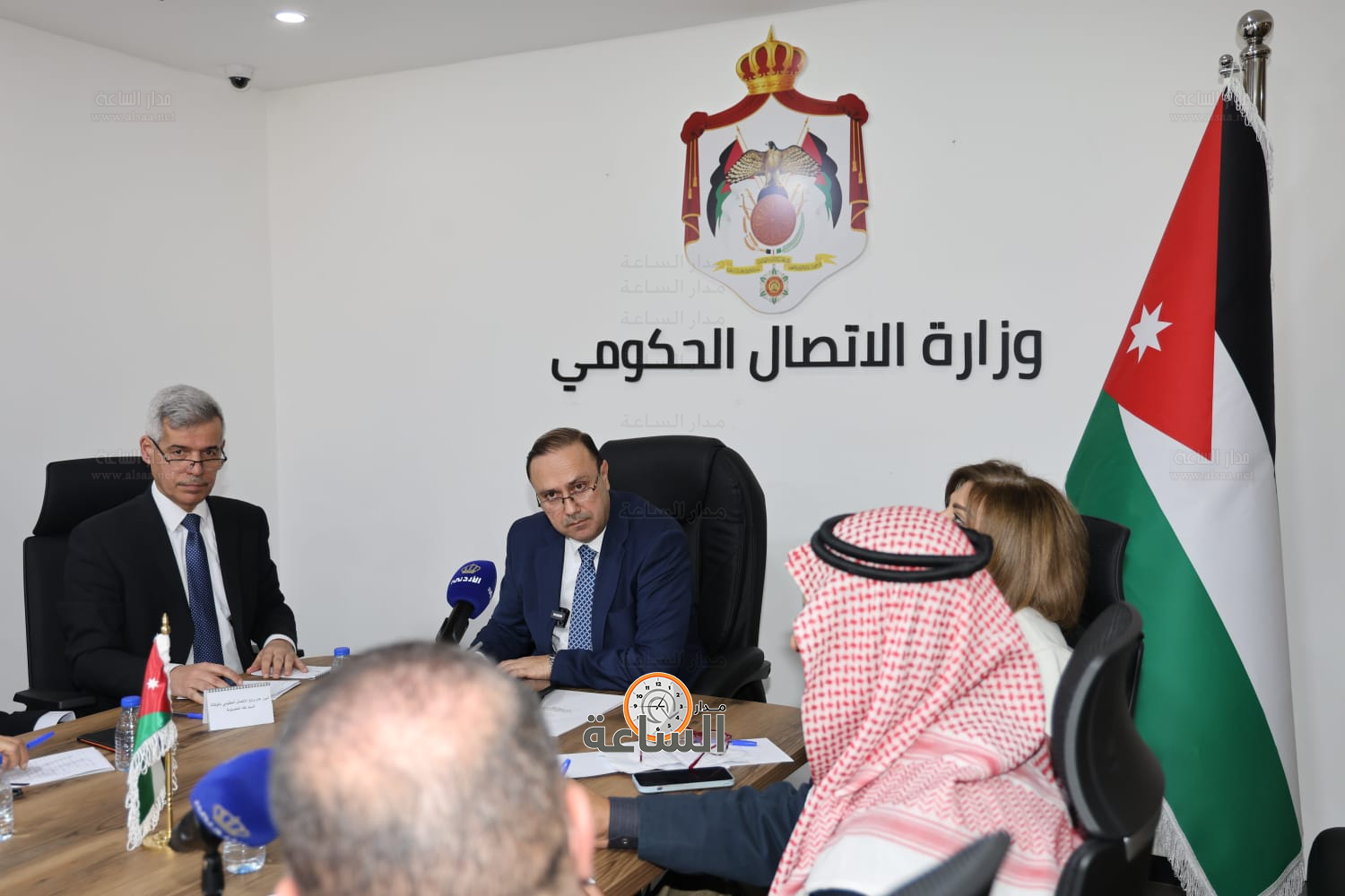 Madar Al-Saa Images 0.28688641628532374