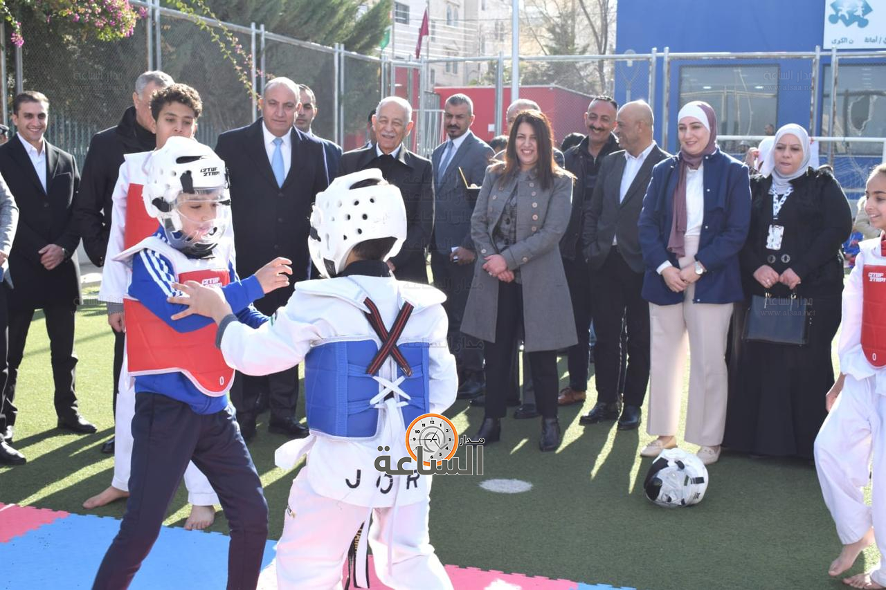 Madar Al-Saa Images 0.856611012968846