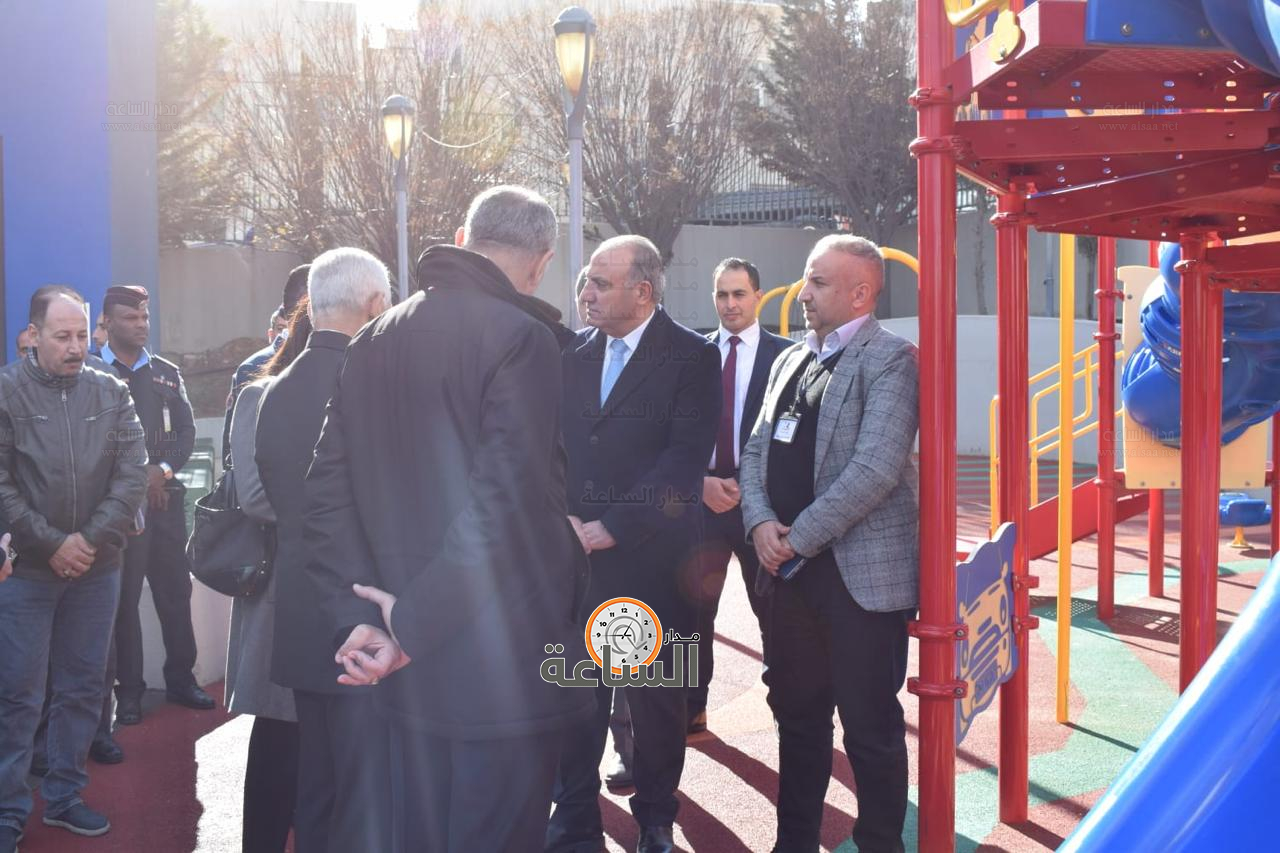 Madar Al-Saa Images 0.03236549077335016