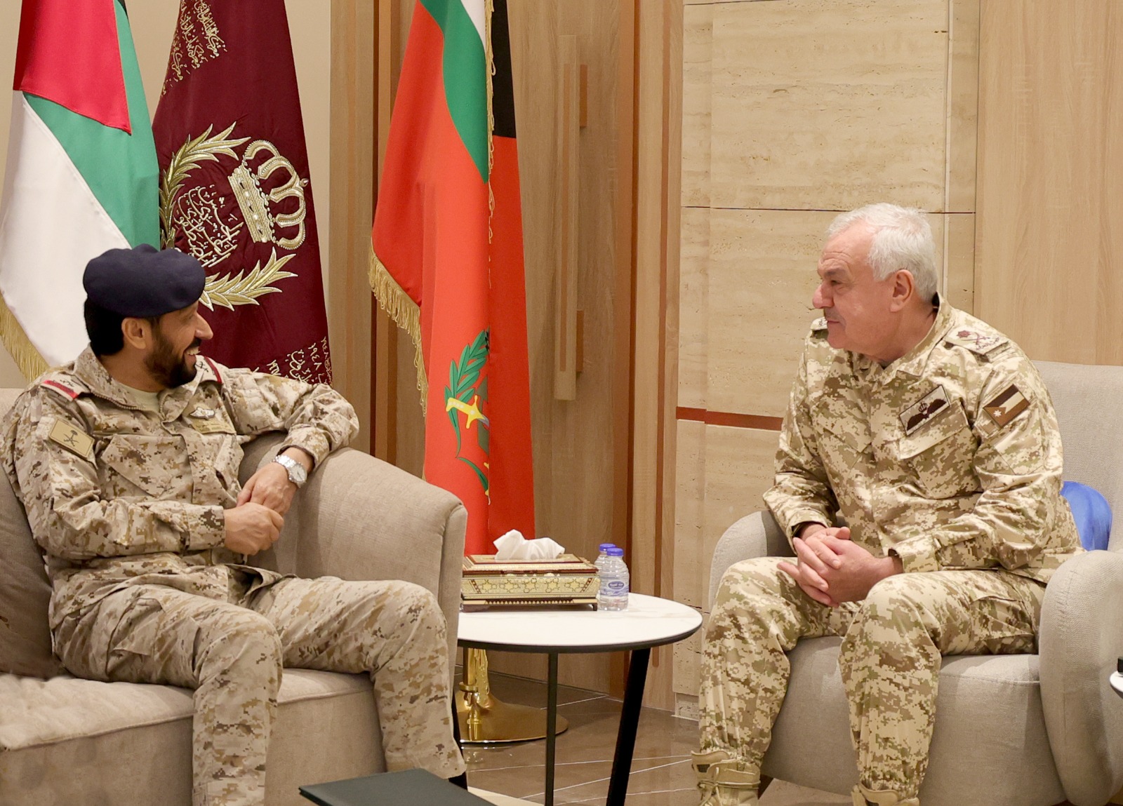 Madar Al-Saa Images 0.48899585201283147