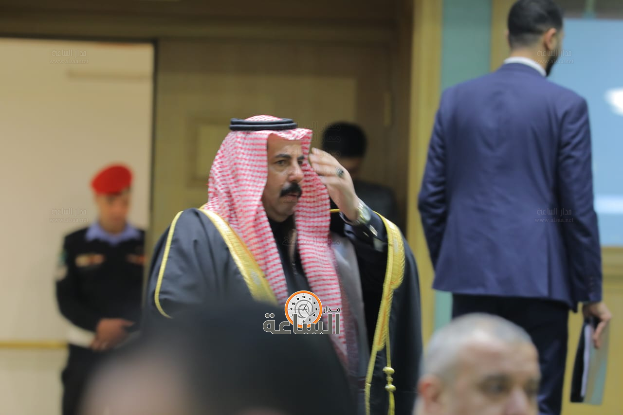 Madar Al-Saa Images 0.7911186390297422