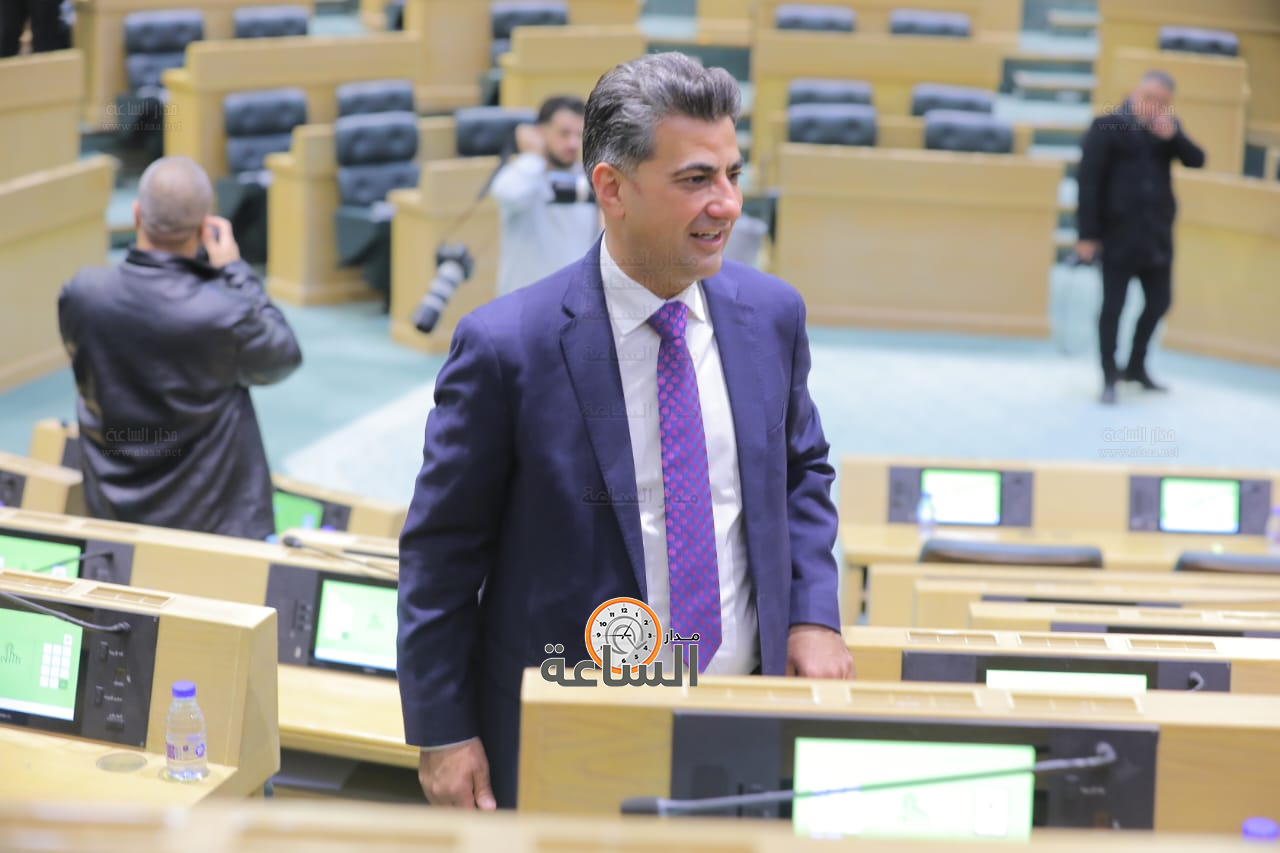 Madar Al-Saa Images 0.17995995857030822