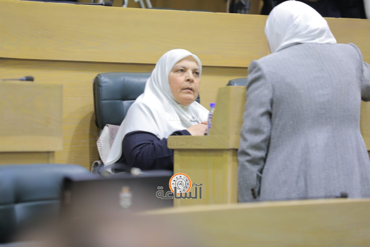 Madar Al-Saa Images 0.7730754277533594