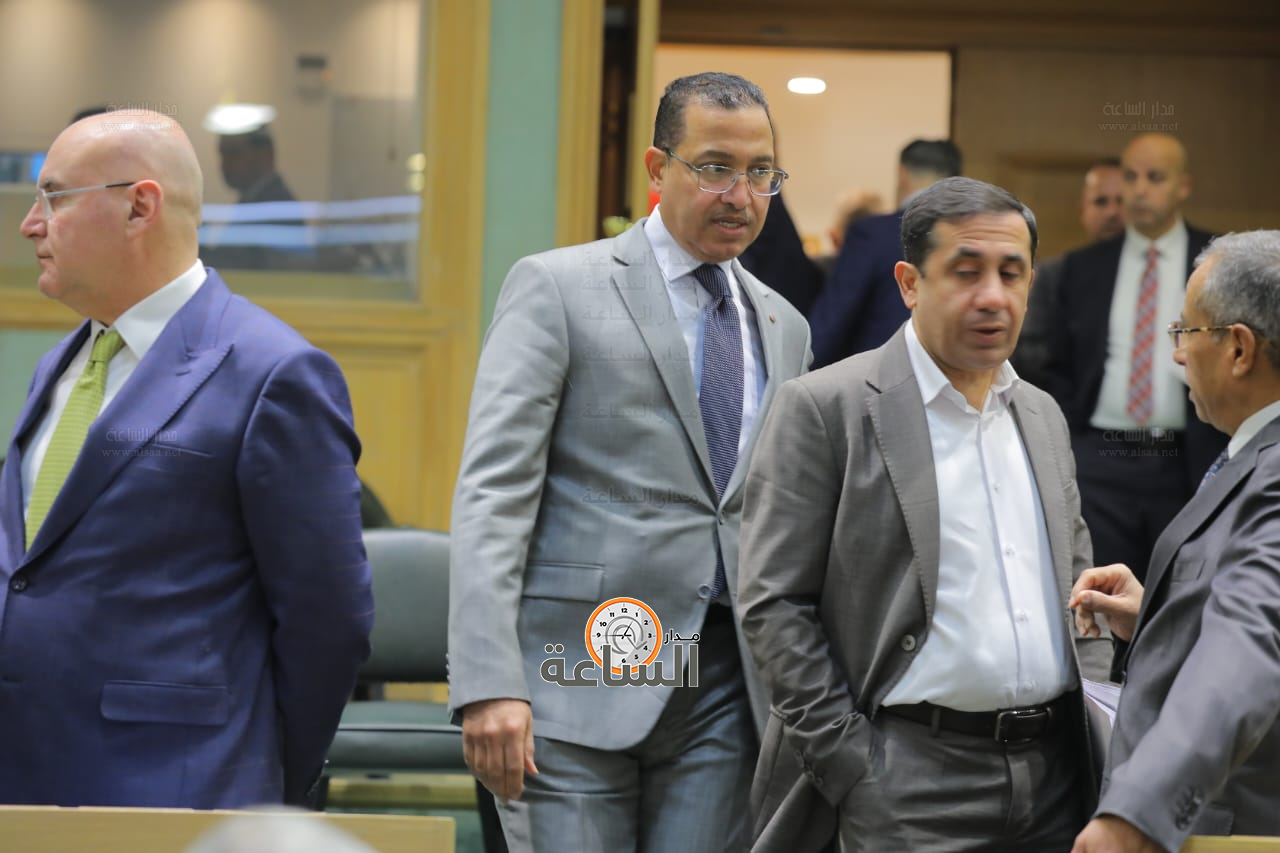 Madar Al-Saa Images 0.3305059525347216