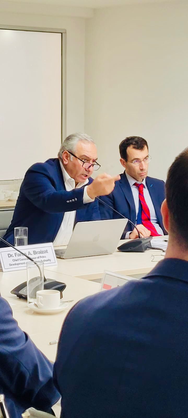 Madar Al-Saa Images 0.5250717343737799