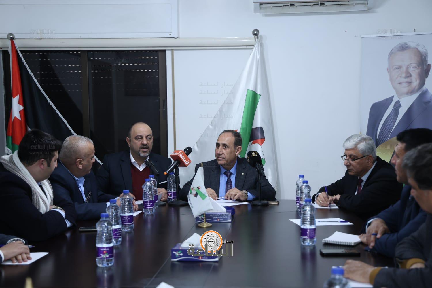 Madar Al-Saa Images 0.3984392232520597