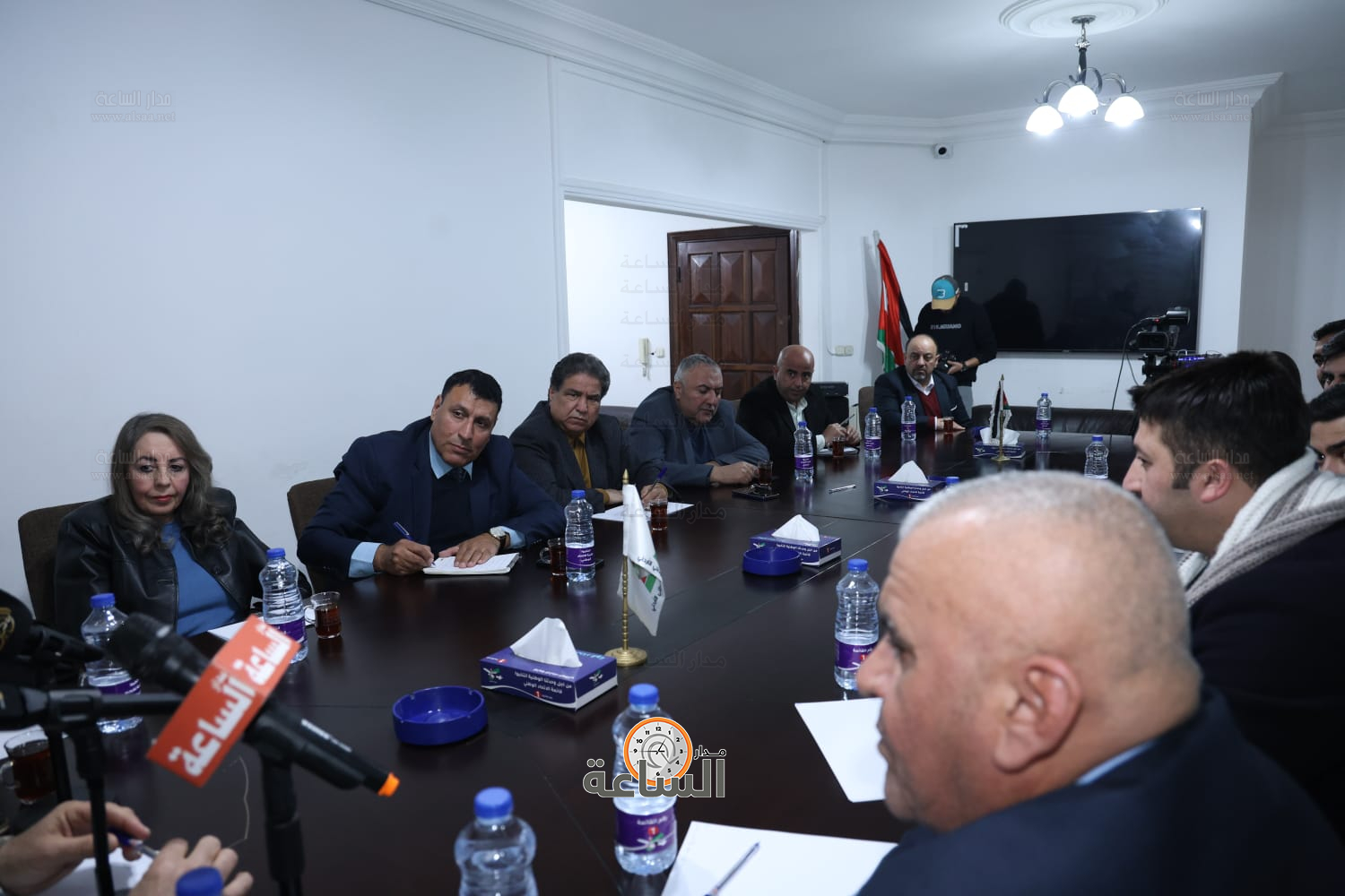 Madar Al-Saa Images 0.4792095247935442