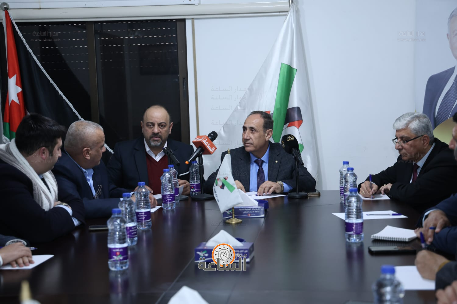 Madar Al-Saa Images 0.7203950085055595