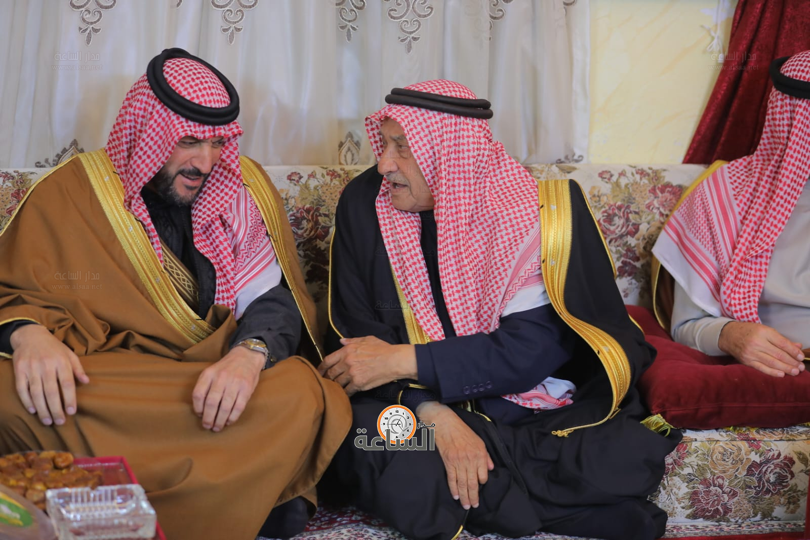 Madar Al-Saa Images 0.3409408431194314