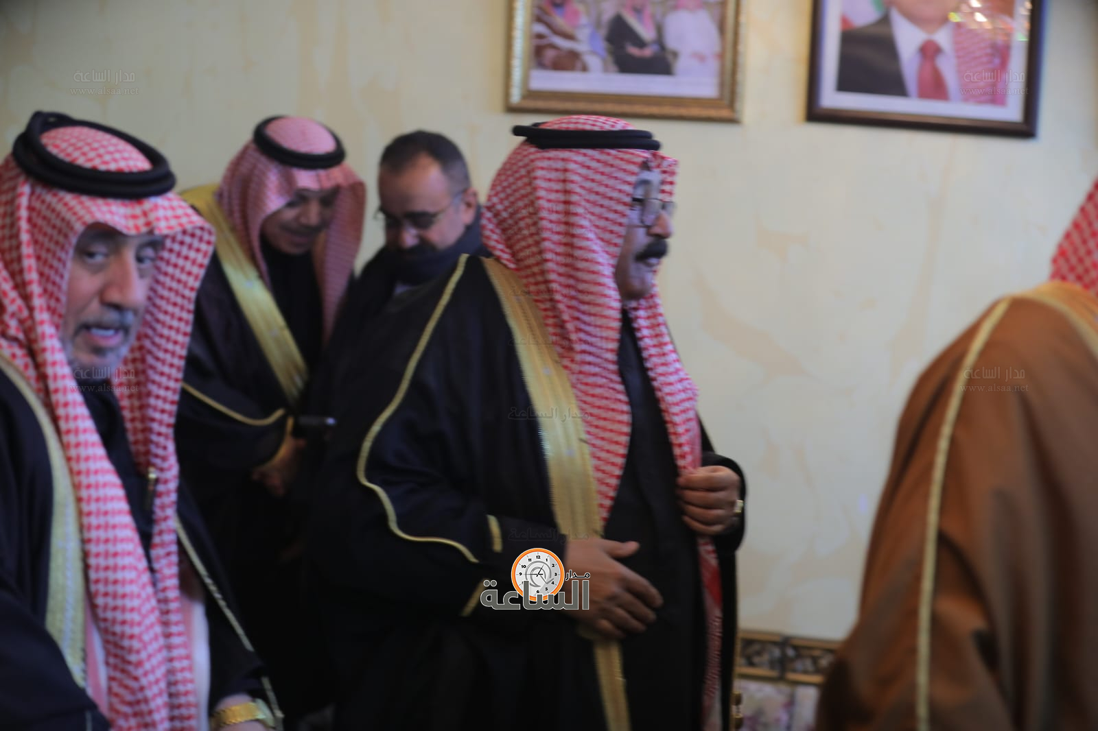 Madar Al-Saa Images 0.732477175988475