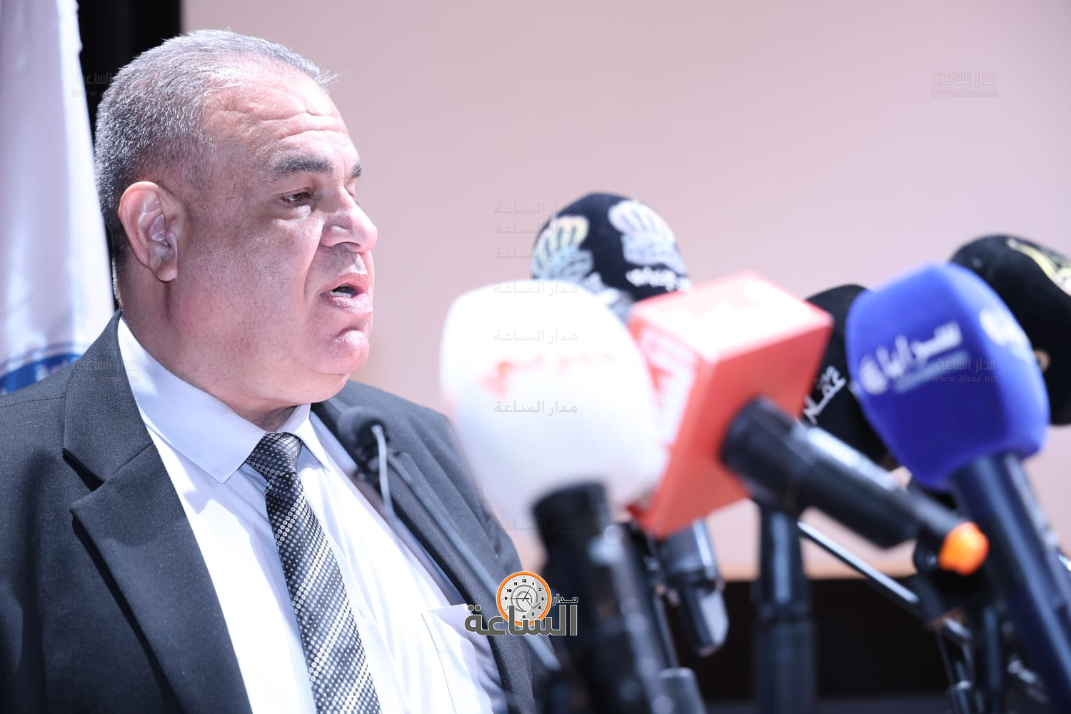 Madar Al-Saa Images 0.5252571031199358