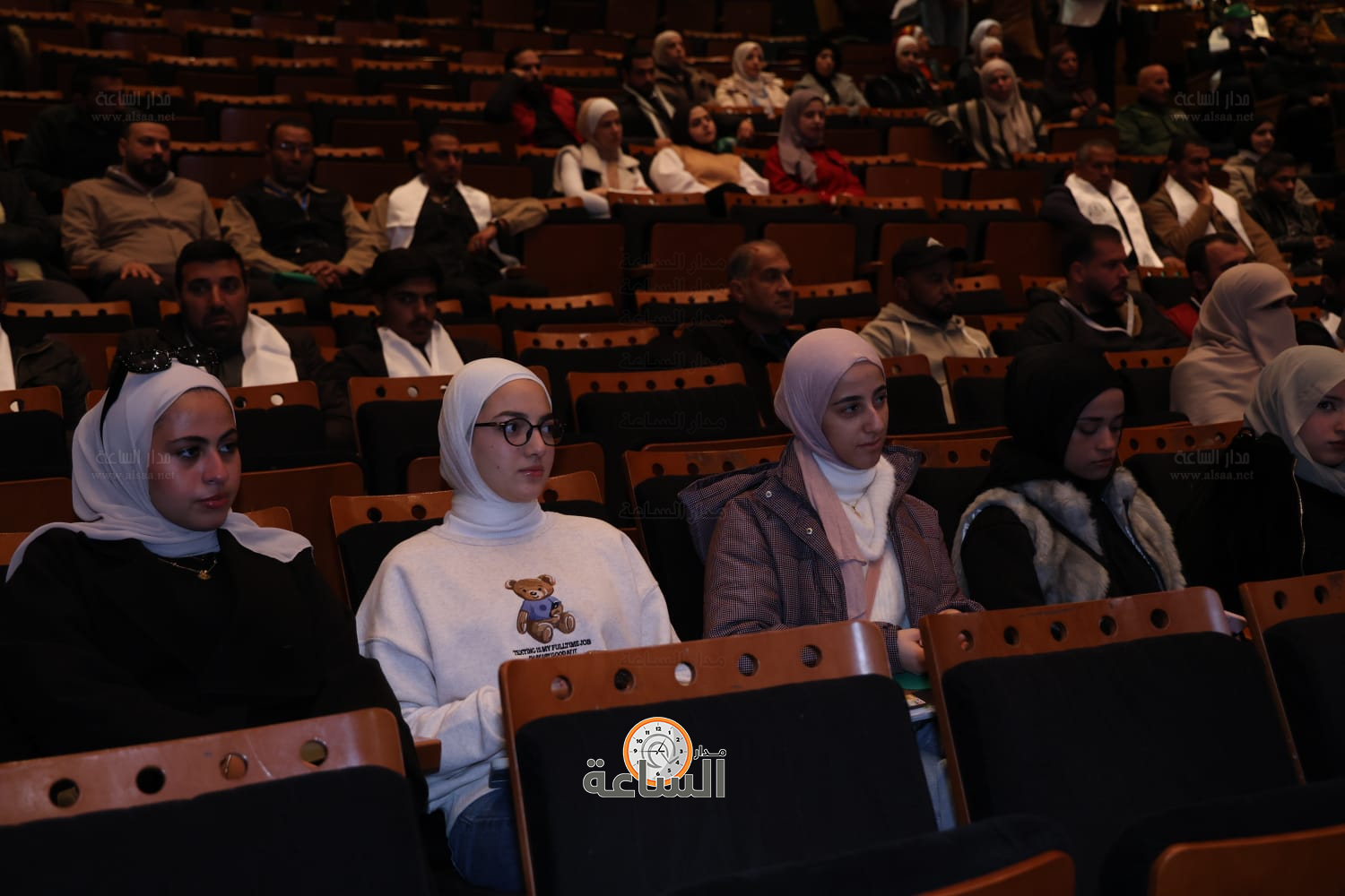 Madar Al-Saa Images 0.003970948275632713