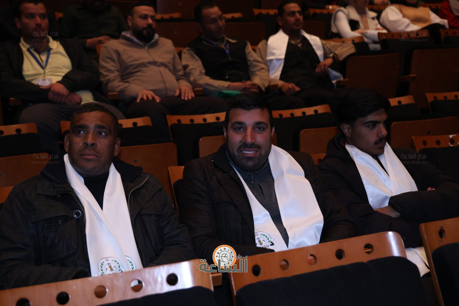 Madar Al-Saa Images 0.35269606107618