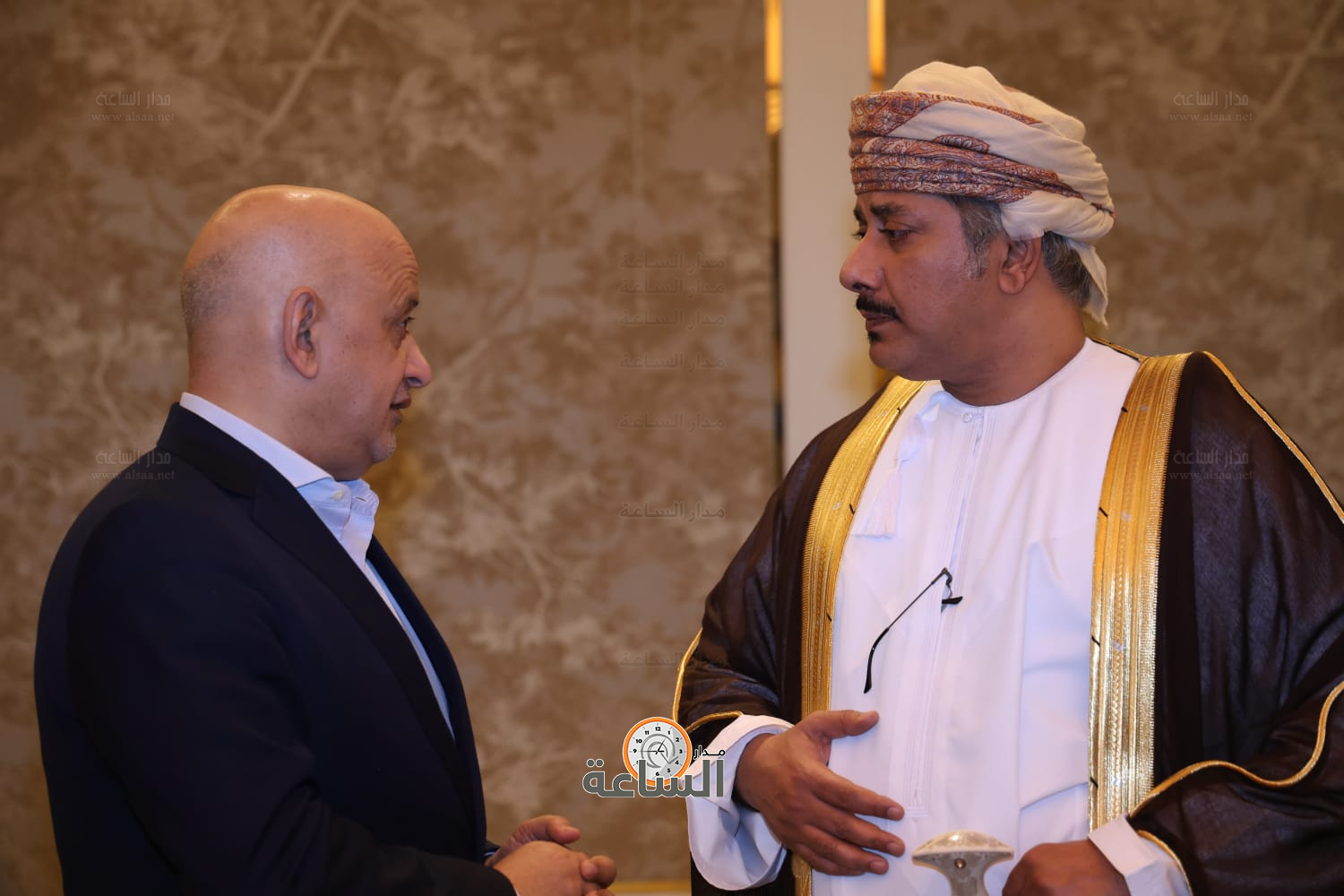 Madar Al-Saa Images 0.22449325653804997