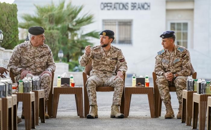 Madar Al-Saa Images 0.5357576209346335