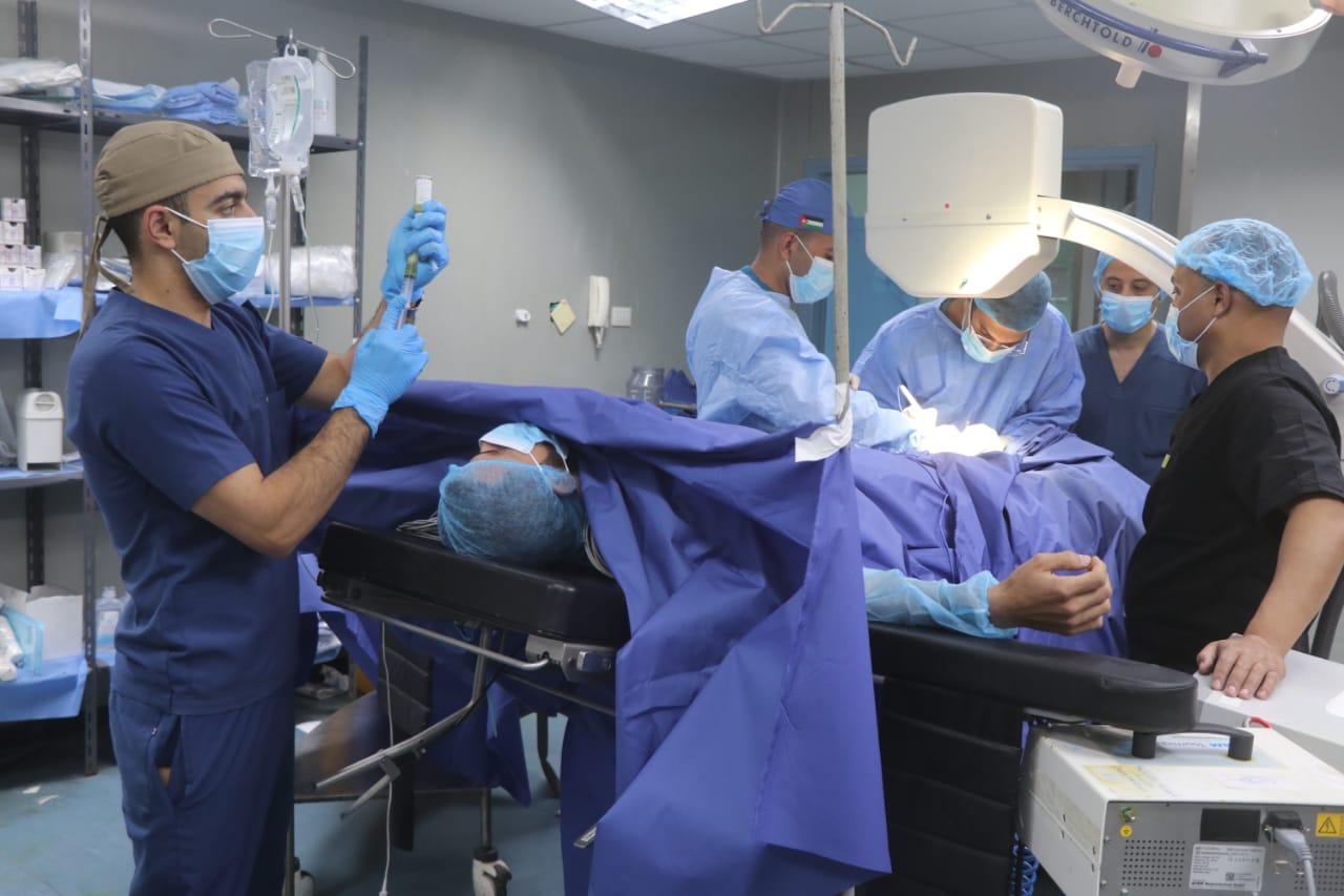 Madar Al-Saa Images 0.8439613356145206