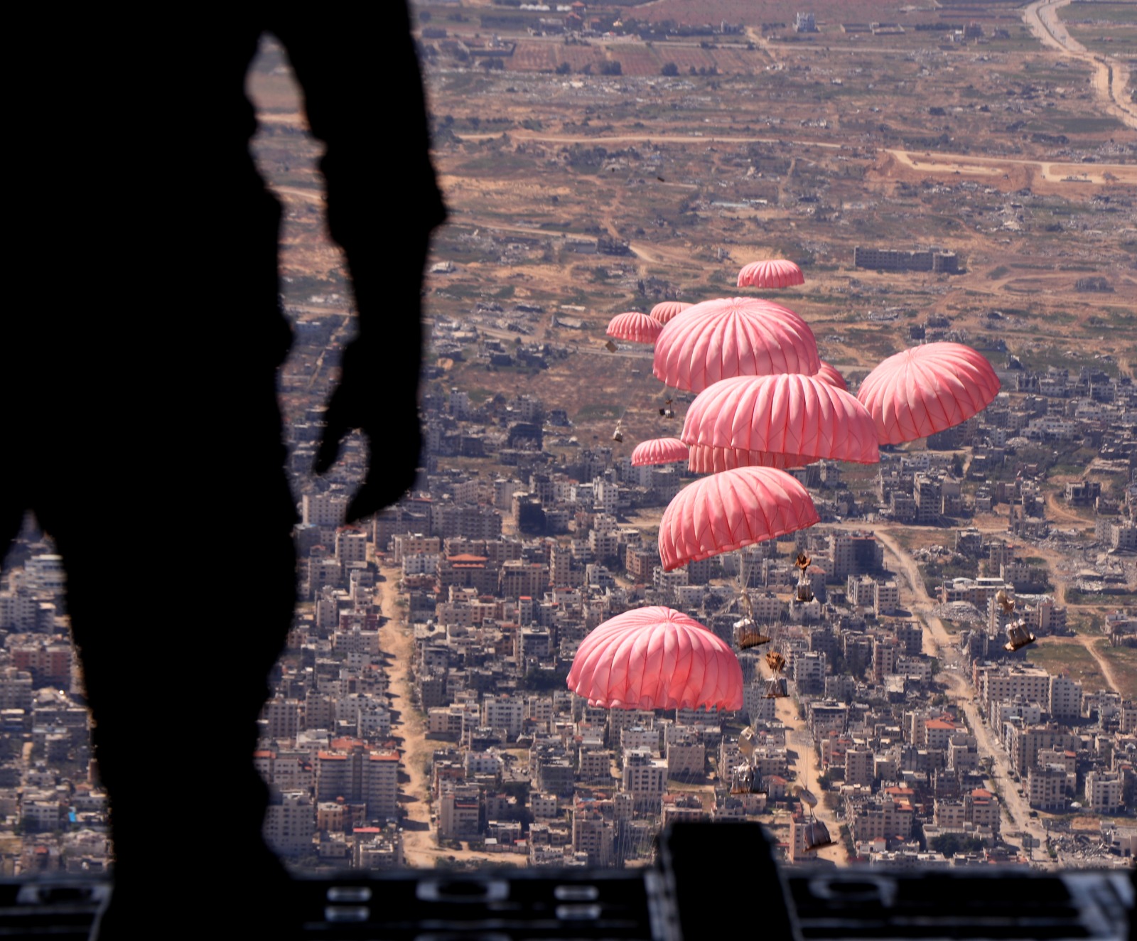 Madar Al-Saa Images 0.6888958051825411