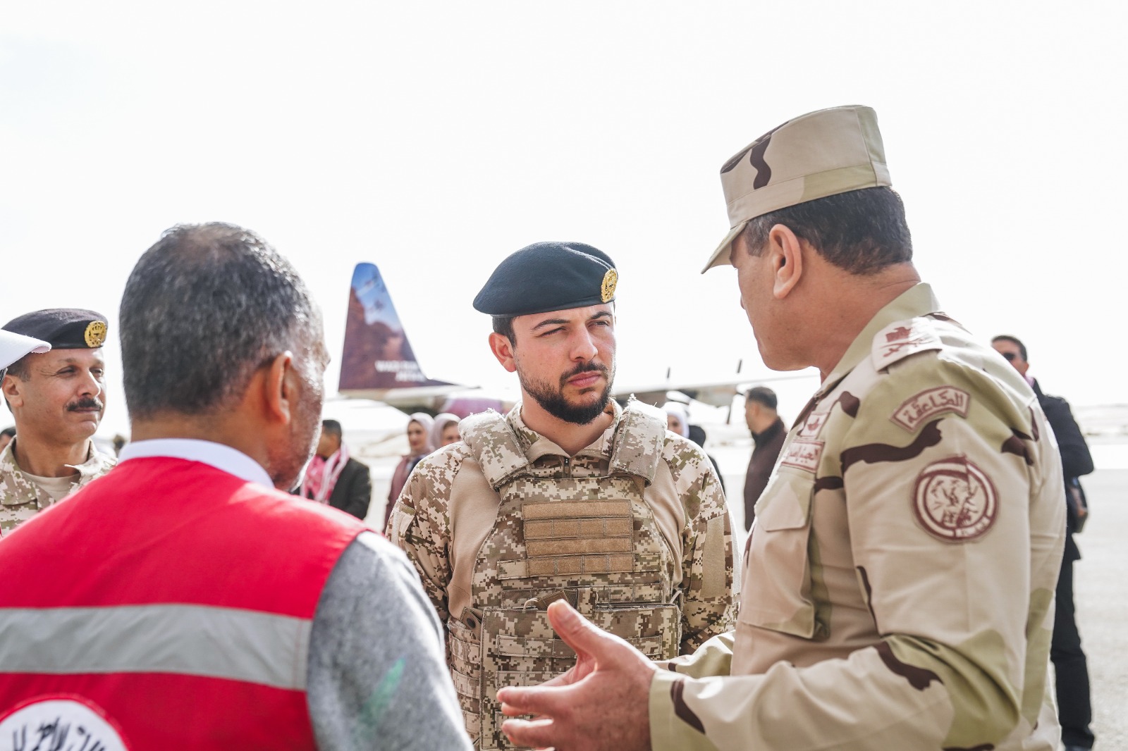 Madar Al-Saa Images 0.998740240333535