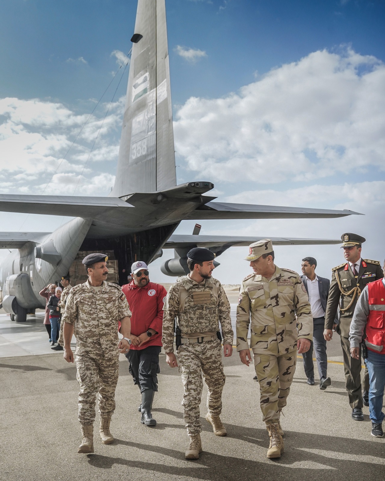 Madar Al-Saa Images 0.17731526645619278