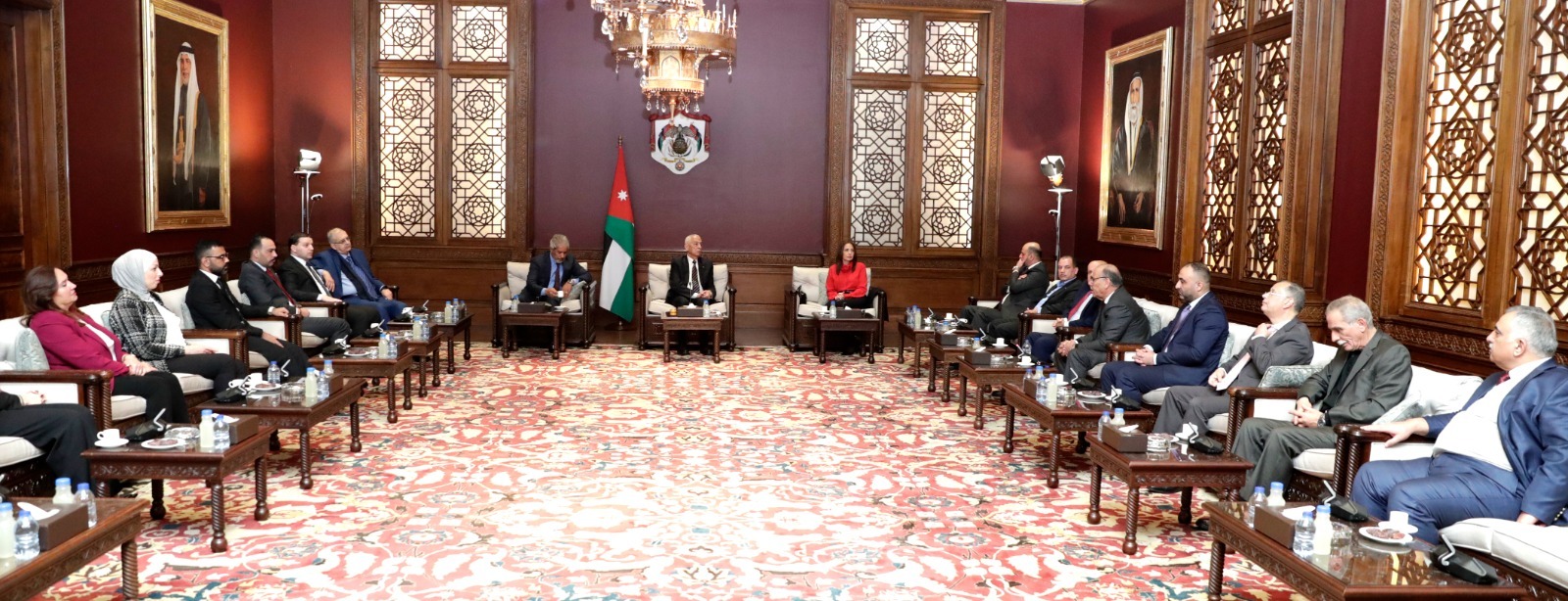 Madar Al-Saa Images 0.8874235664228558