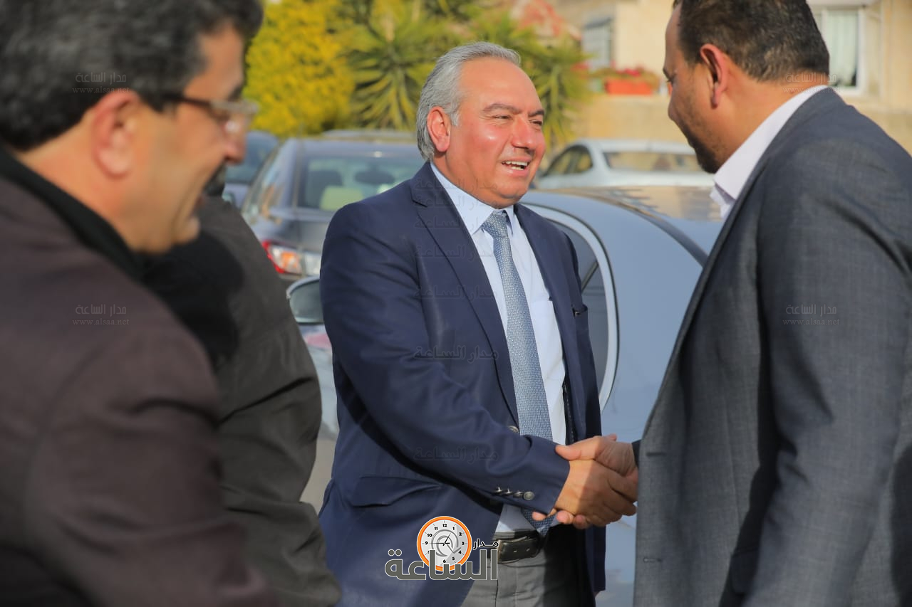 Madar Al-Saa Images 0.755441474835985