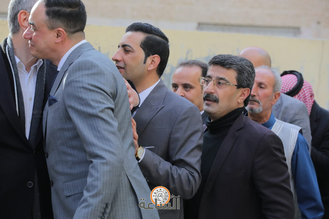 Madar Al-Saa Images 0.07203183608498631