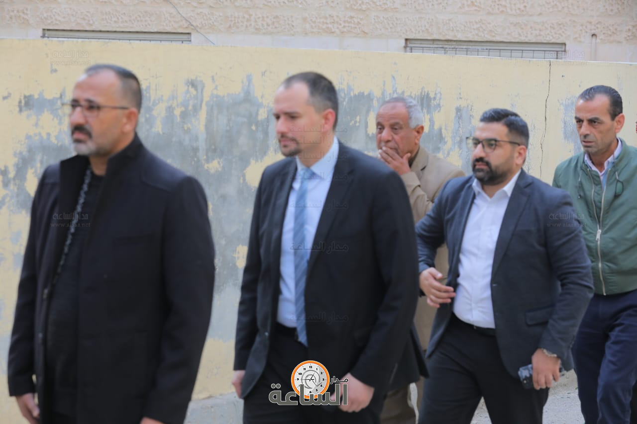 Madar Al-Saa Images 0.7396820639370094