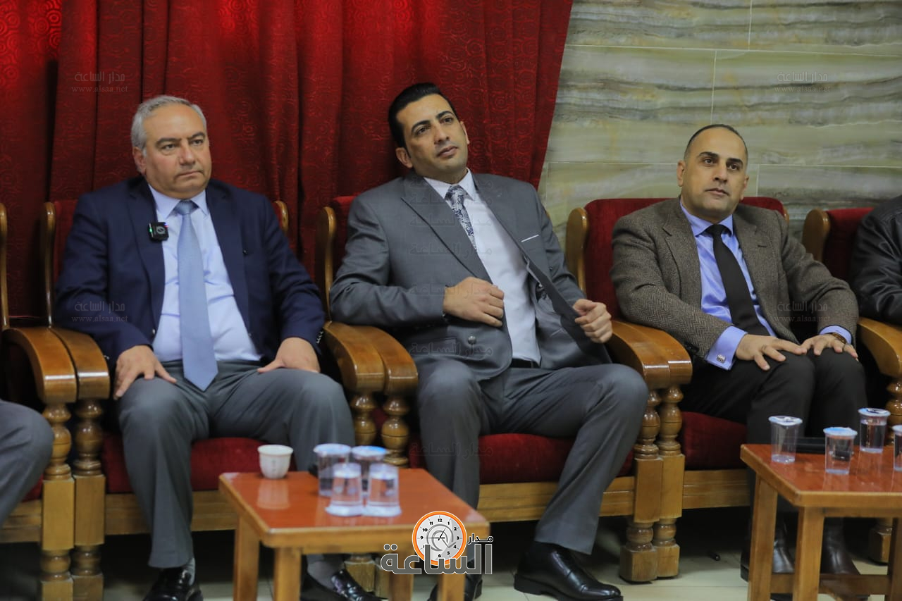 Madar Al-Saa Images 0.004914429595821668