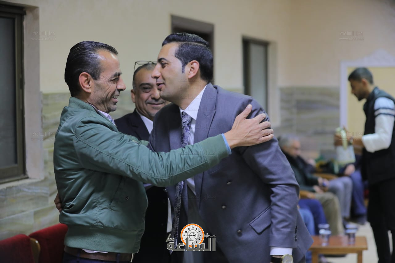 Madar Al-Saa Images 0.035770569697155086