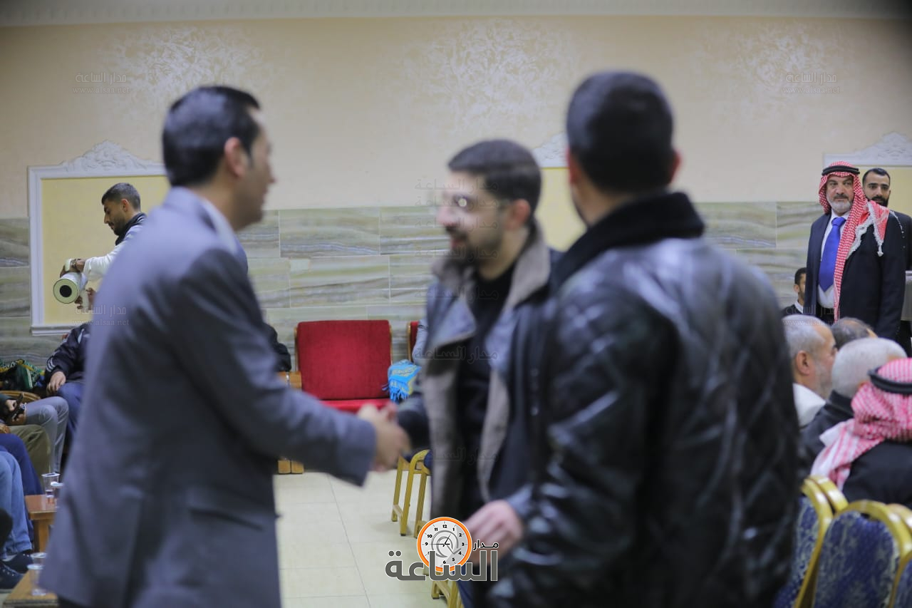 Madar Al-Saa Images 0.04823801397799099