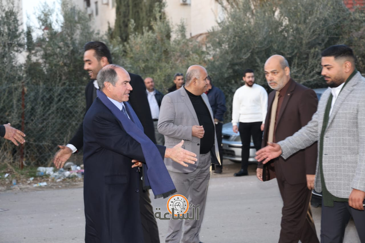 Madar Al-Saa Images 0.6733580590862496