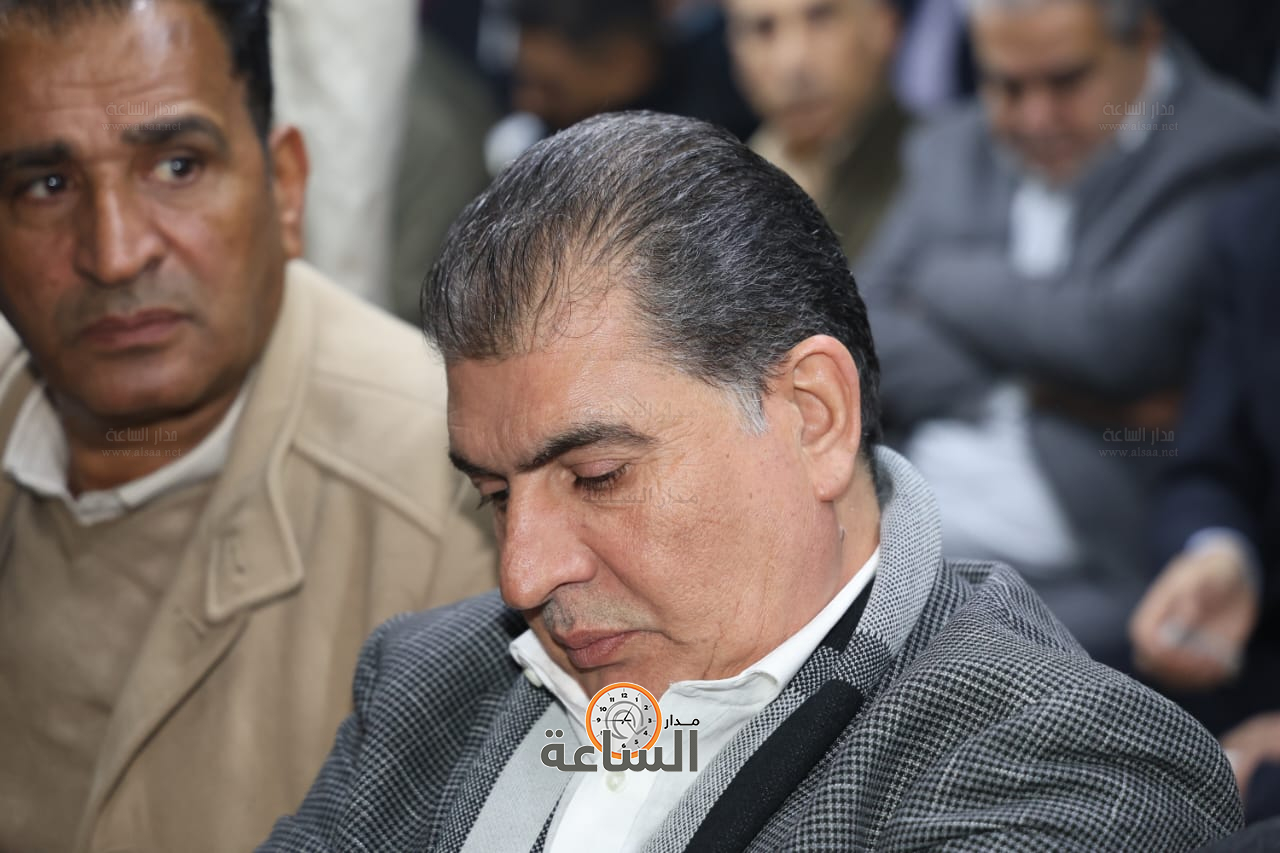 Madar Al-Saa Images 0.113771371122523