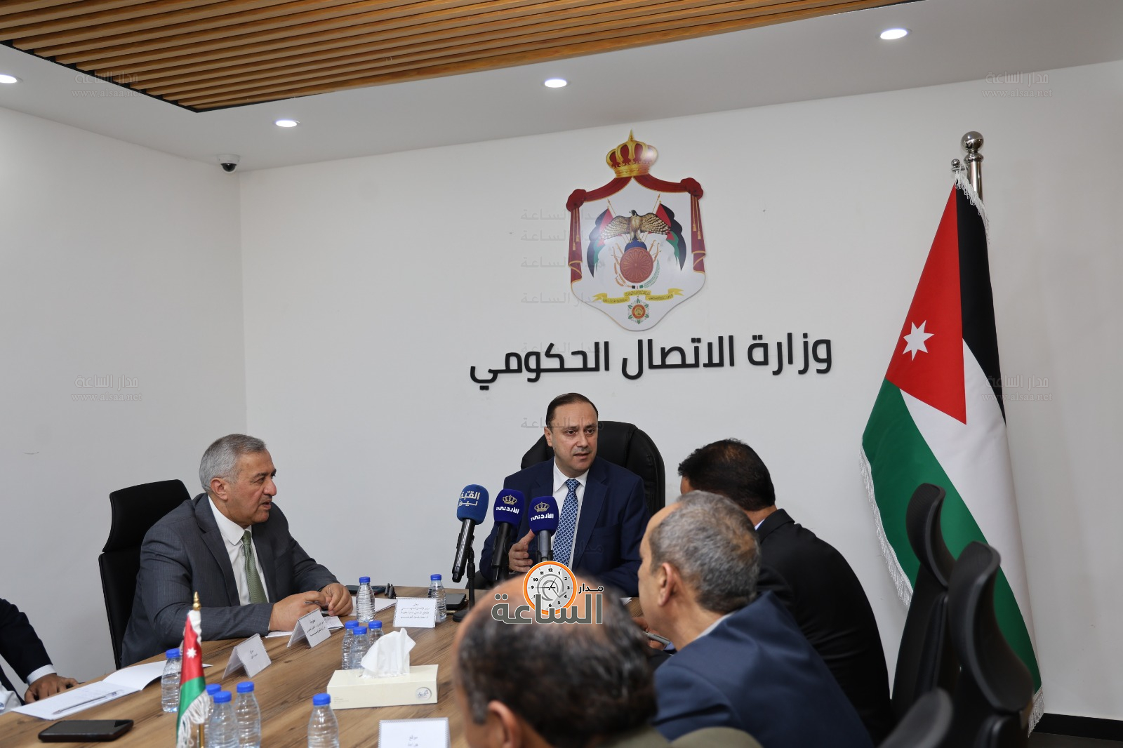 Madar Al-Saa Images 0.10584452402116429