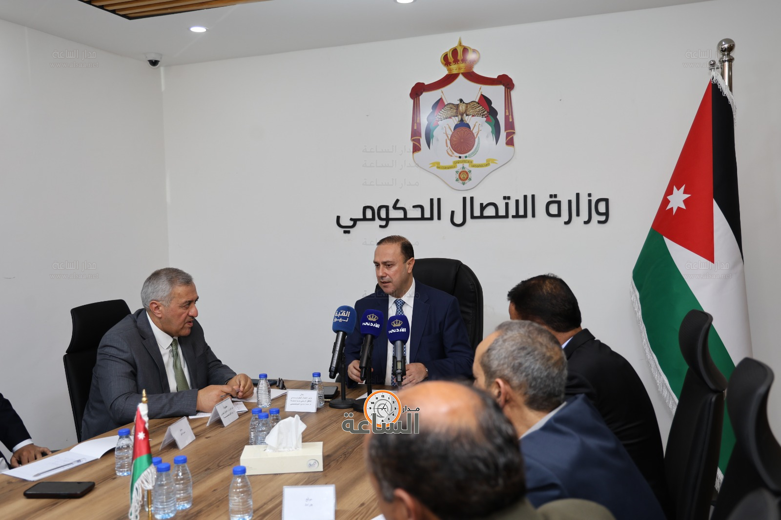 Madar Al-Saa Images 0.2751153835300457