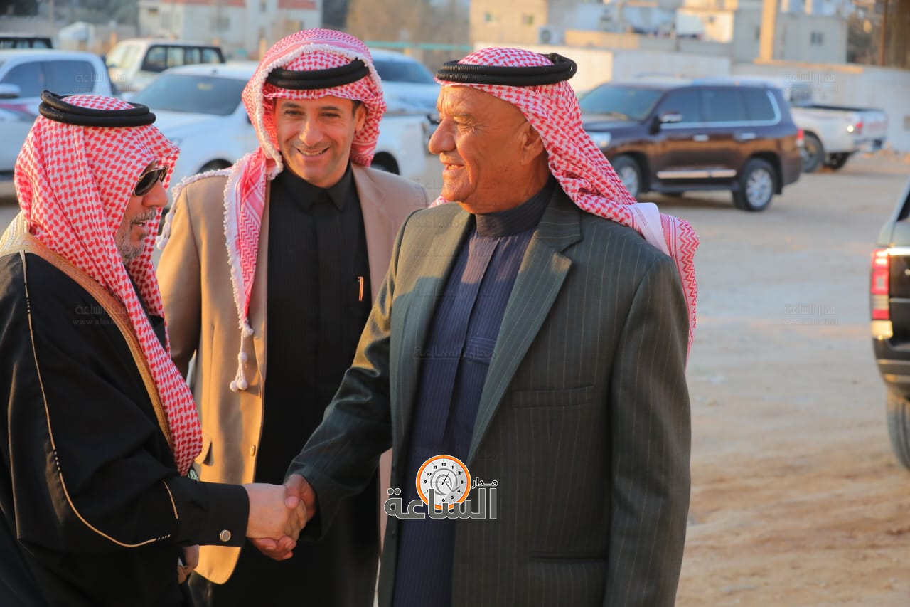 Madar Al-Saa Images 0.6811686662421037