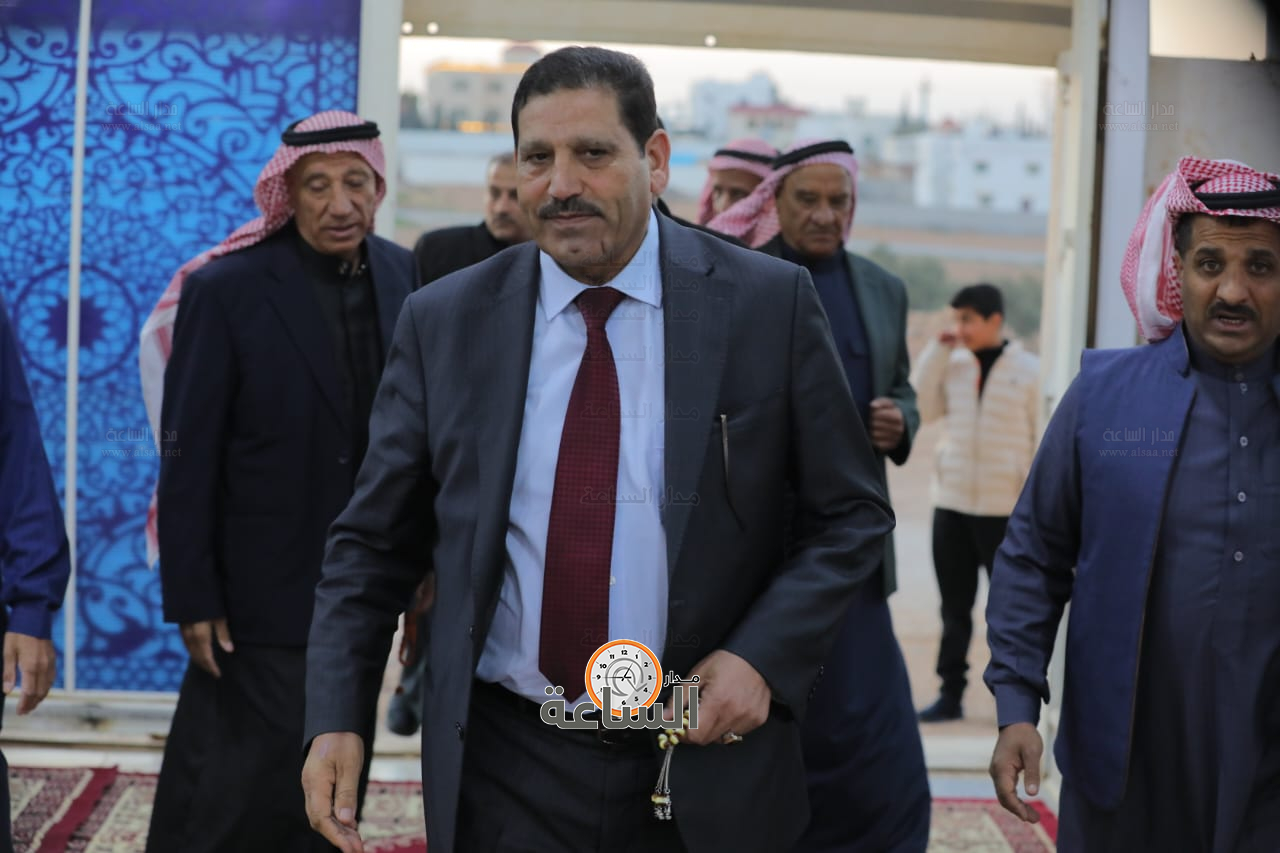 Madar Al-Saa Images 0.15928341781832023