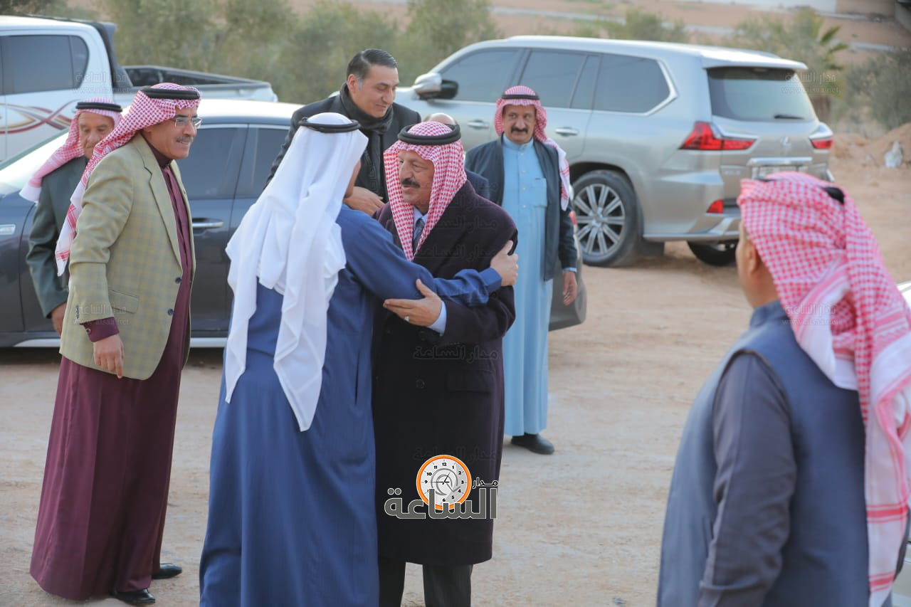 Madar Al-Saa Images 0.43802748171231376