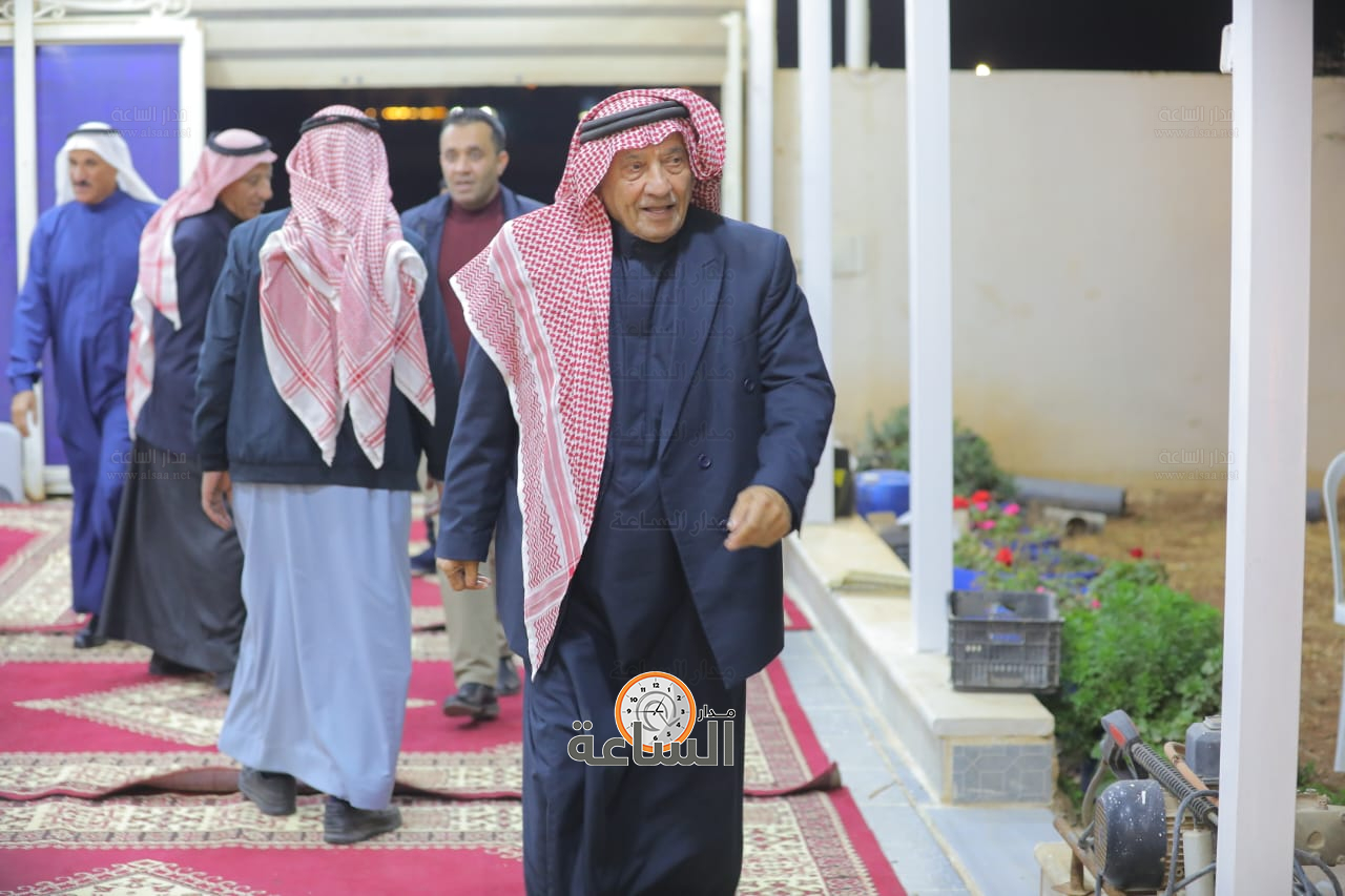 Madar Al-Saa Images 0.8611371753195021