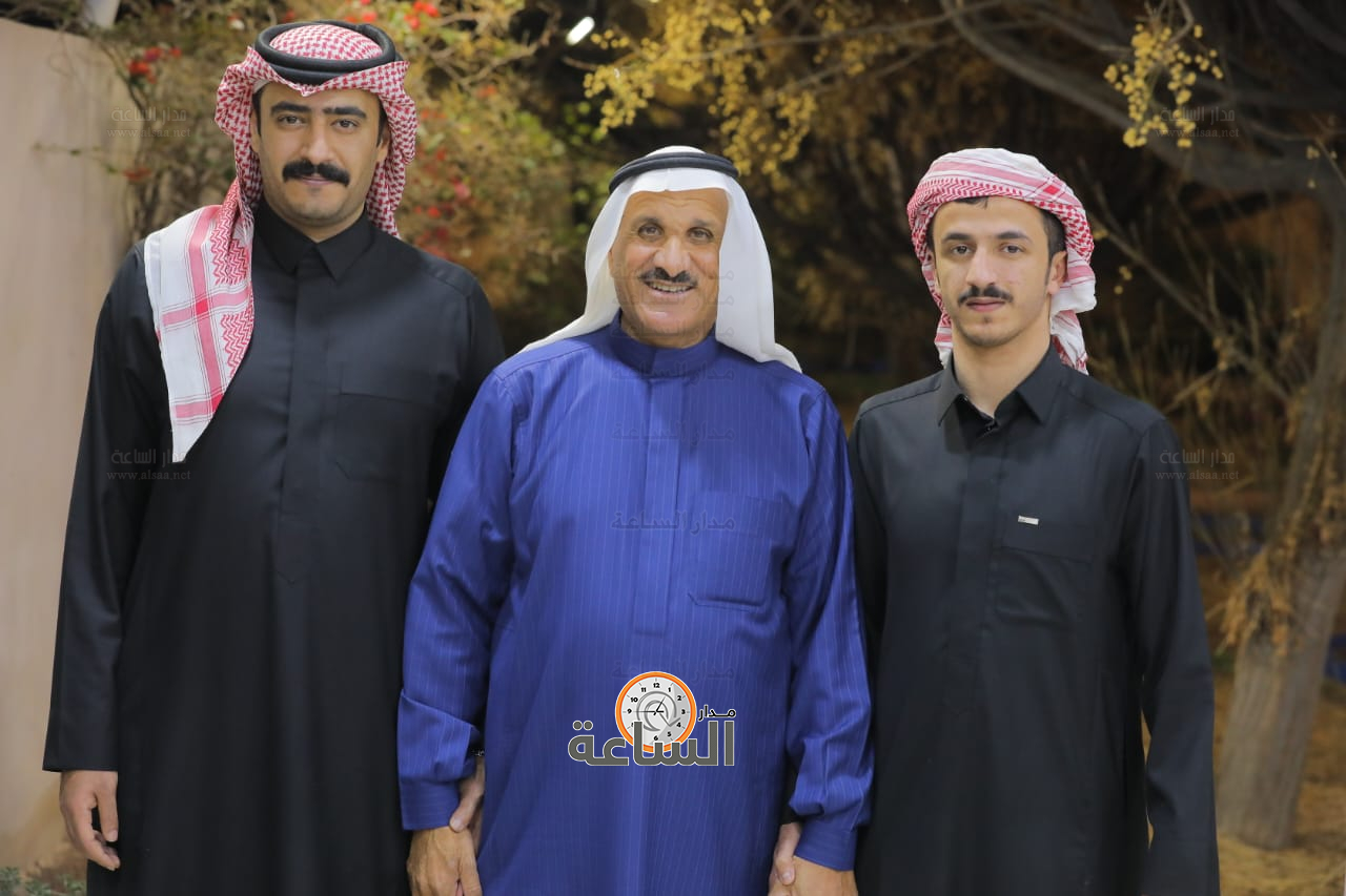 Madar Al-Saa Images 0.8999628340183119