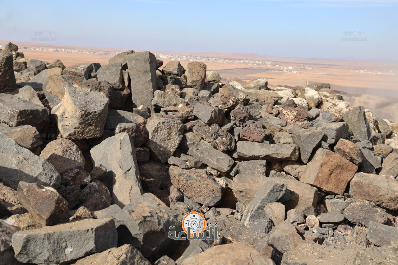 Madar Al-Saa Images 0.485614667190837