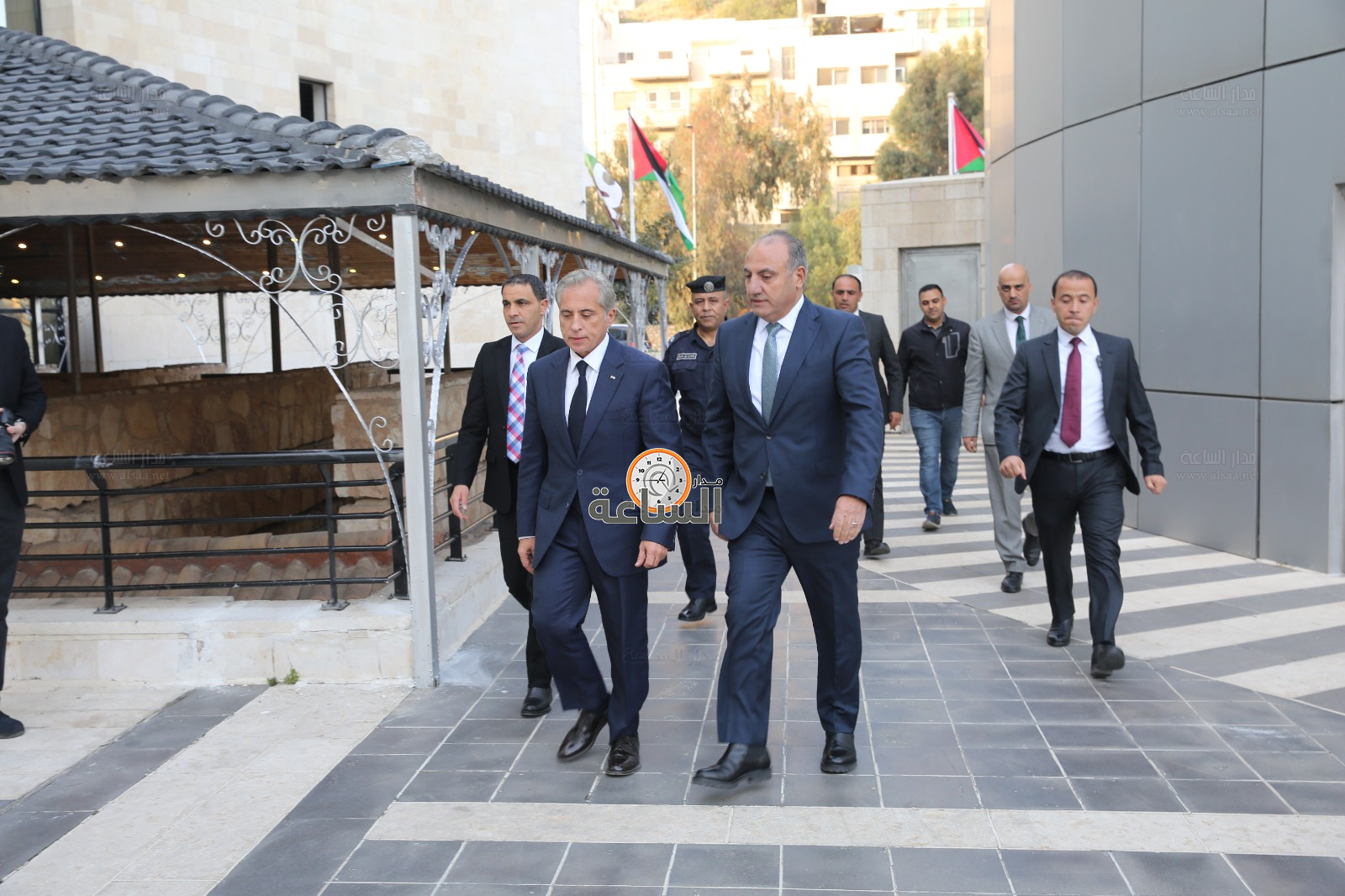 Madar Al-Saa Images 0.8018584251046537