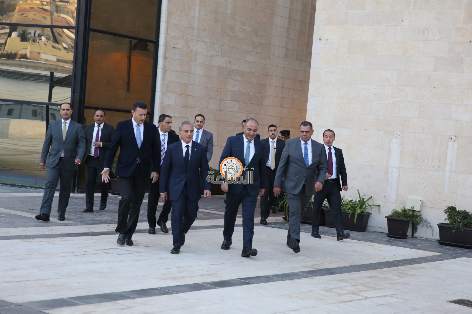 Madar Al-Saa Images 0.9383748725363512