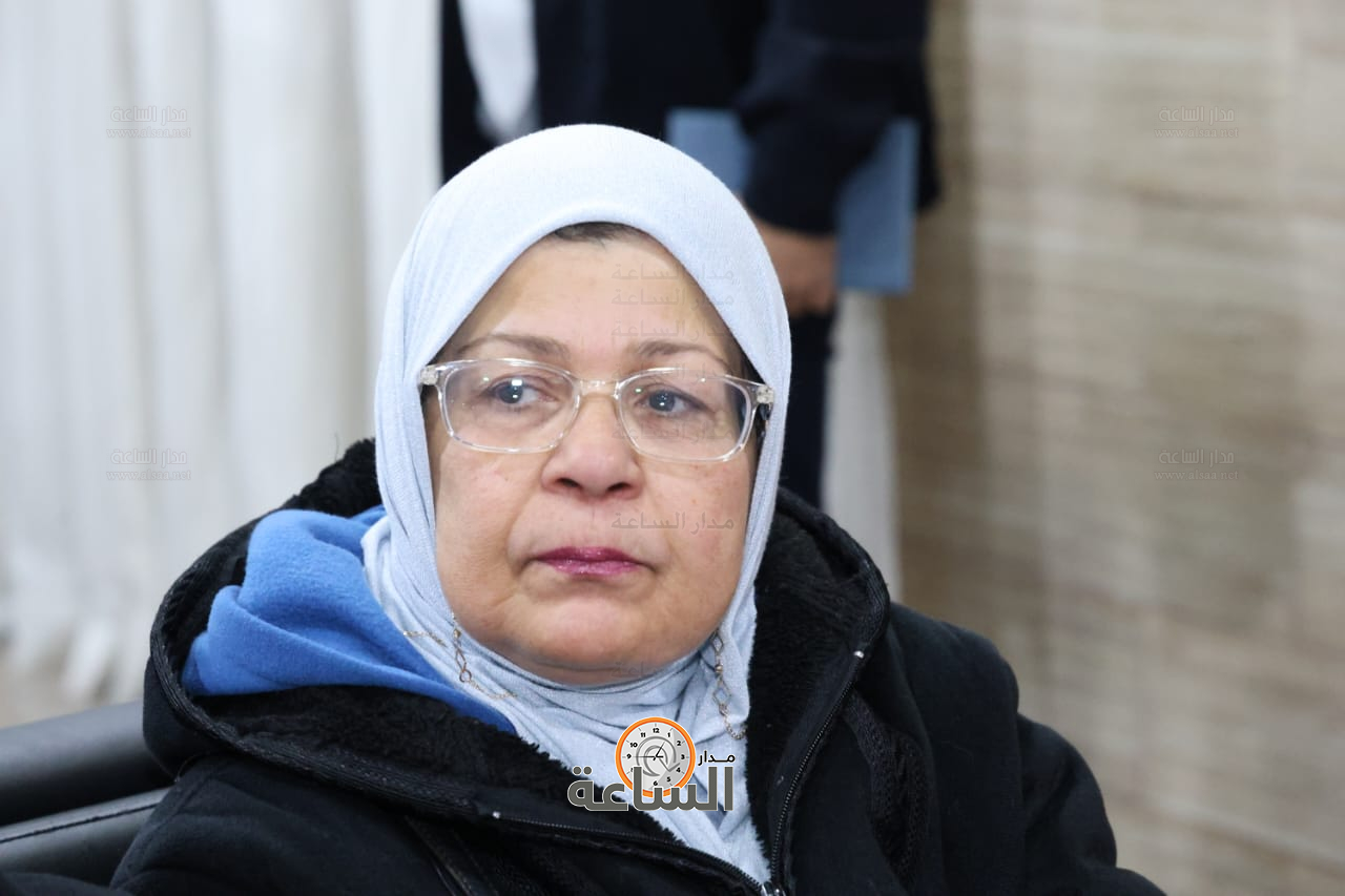 Madar Al-Saa Images 0.5092113172097241