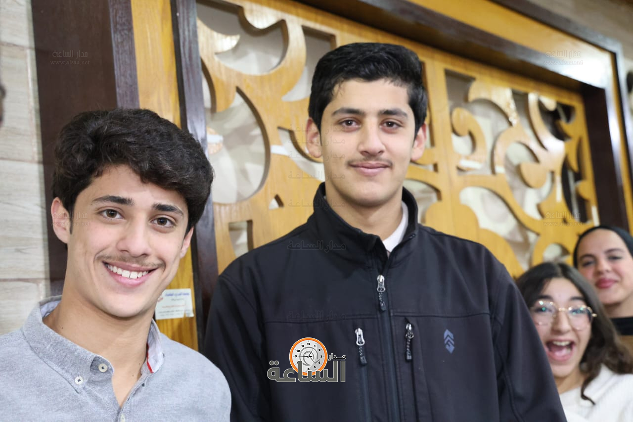 Madar Al-Saa Images 0.4371242287262196