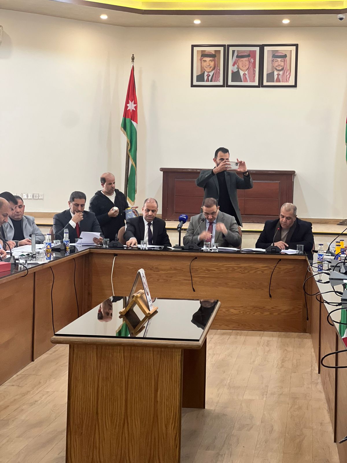 Madar Al-Saa Images 0.5829114875584227