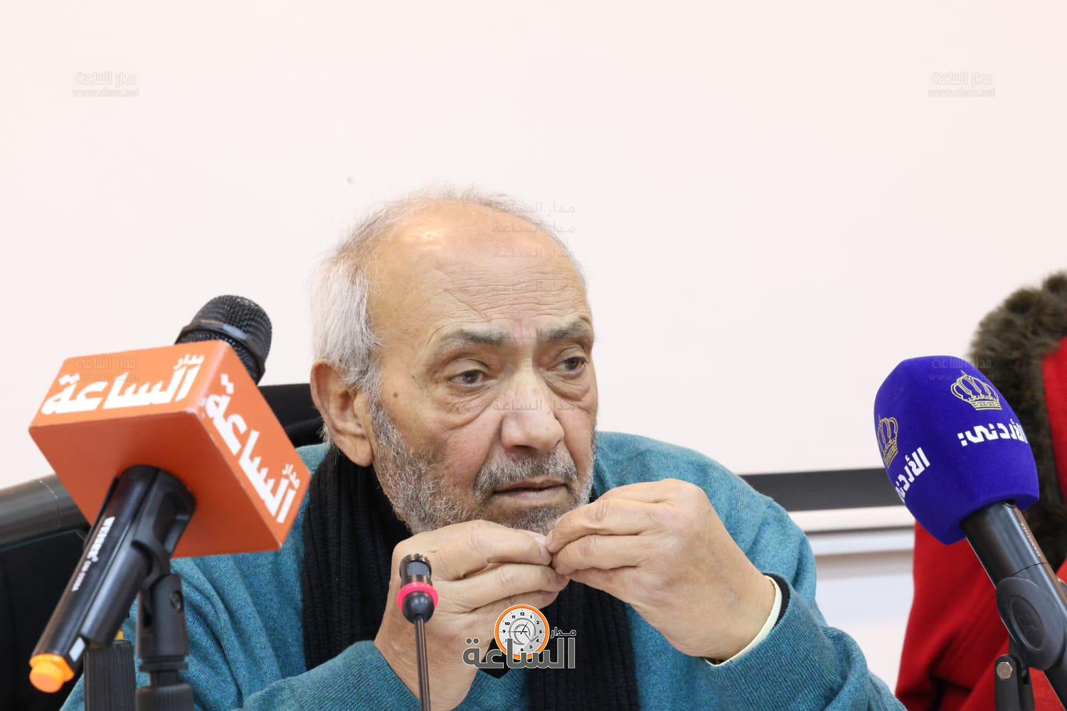 Madar Al-Saa Images 0.3811059393185676