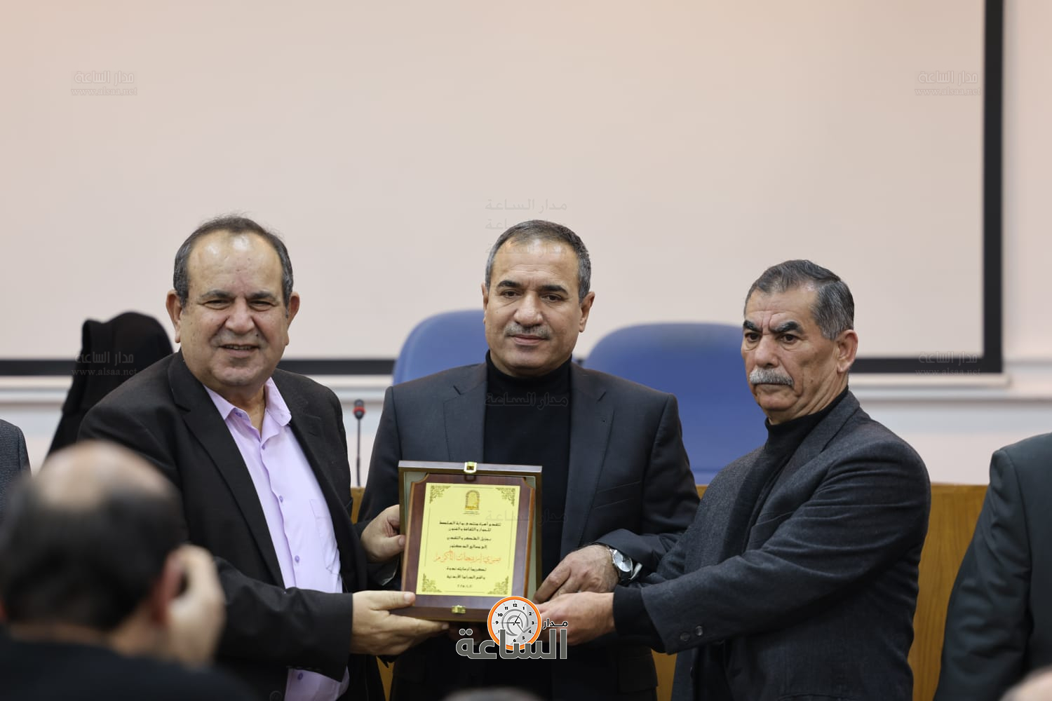 Madar Al-Saa Images 0.27189785588604876