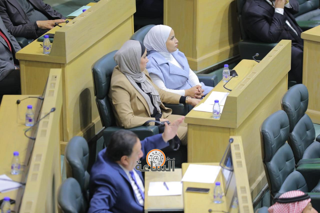 Madar Al-Saa Images 0.21888416146177803